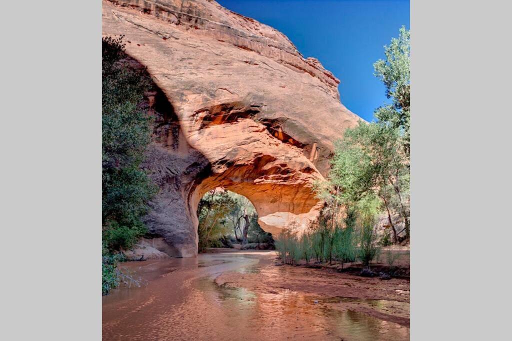 Red Rock Ranch Log Cabin: Large, Fully Furnished Escalante Eksteriør billede
